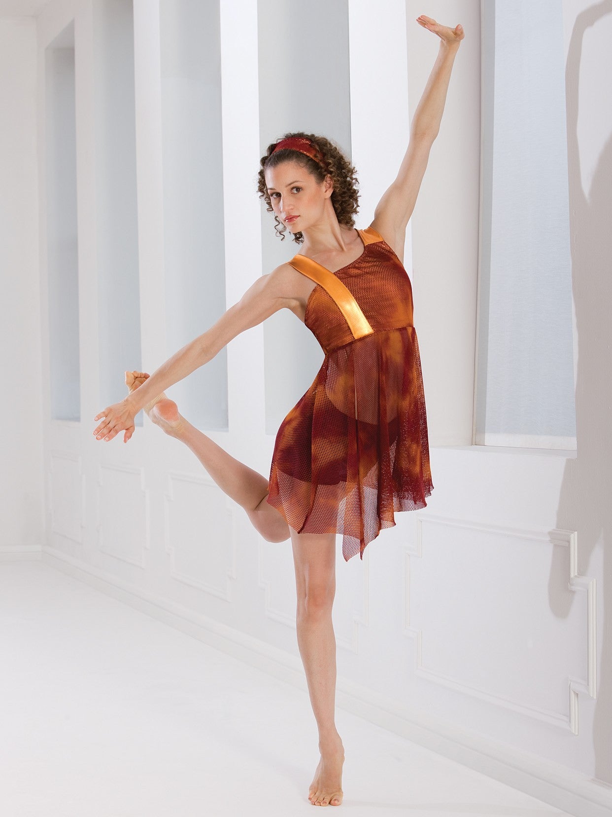 Abito color rame e marrone 386 by Revolution