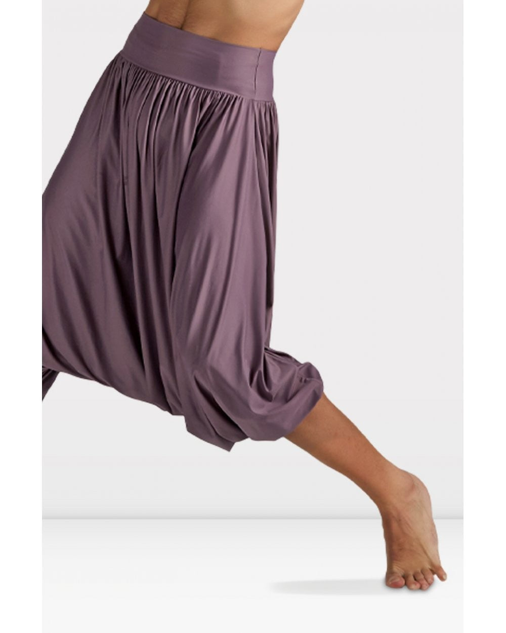 Pantalone largo con Cavallo basso U63