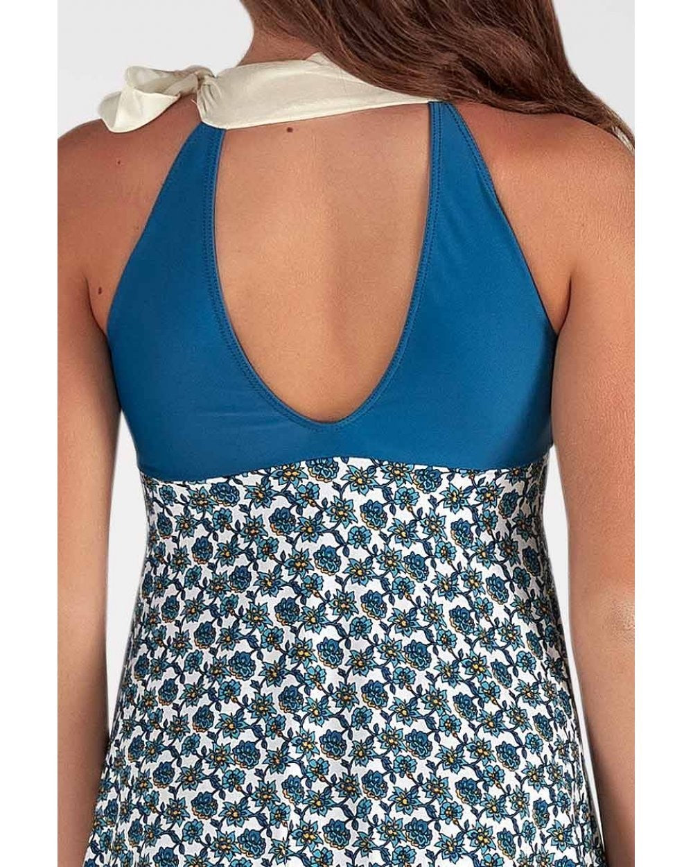 Vestito con gonna svasata M321