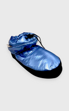 DanzaShop blue metallic polyester ballet foot warmers with drawstring closure and non-slip sole, worn over pointe shoes.